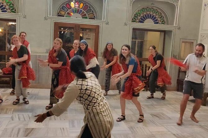 Bollywood Dance Class - Groove and shake on Hindi Movie hits ! - What You Can Expect from the Jaipur Bollywood Dance Class