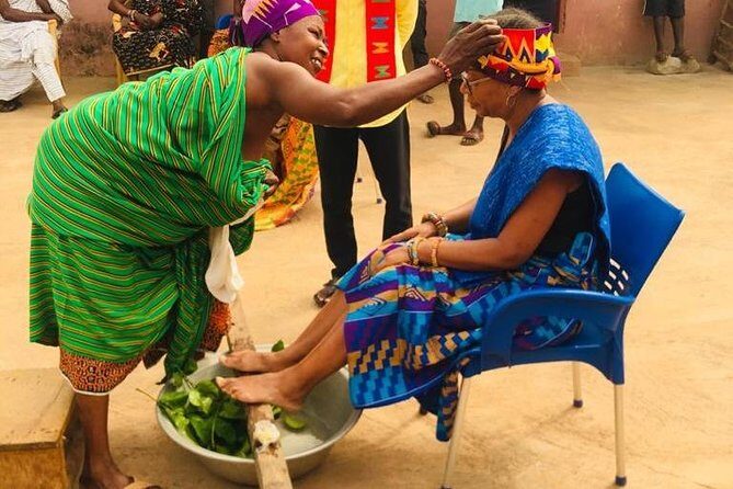 Bonwire Namimg Ceremony and Kente Tourist Center - Key Points