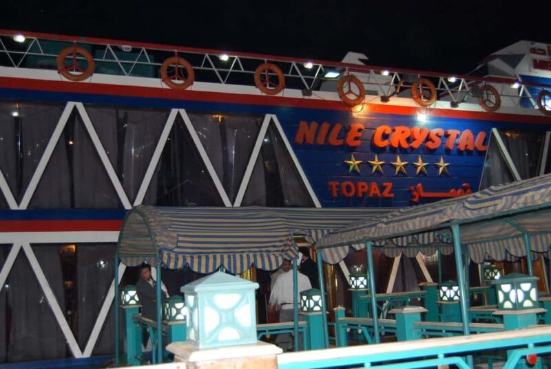 Book online Dinner cruise in Cairo 5 Stars Luxury - An In-Depth Look at the Nile Dinner Cruise Experience