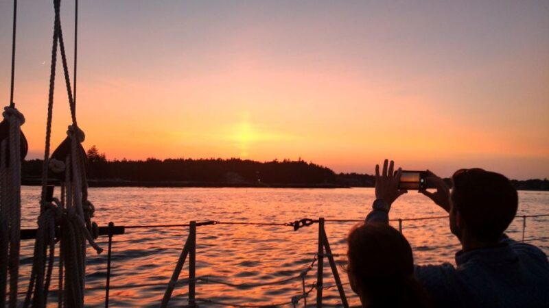 Boothbay Harbor: Schooner Apple Jack Sunset Sailing Cruise - An Authentic Maine Sailing Adventure