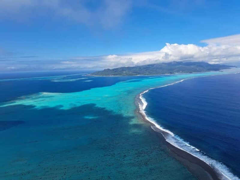 Bora-Bora 30 minutes private flight in light aircraft - Authenticity and Experience