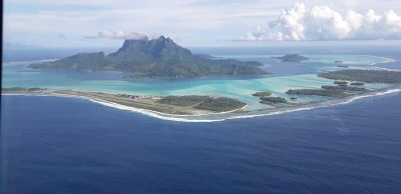 Bora-Bora 30 minutes private flight in light aircraft - Practical Considerations and Value