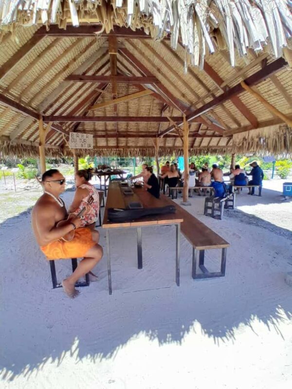 Bora Bora: Full Day in a Traditional Canoe in the Lagoon - FAQ