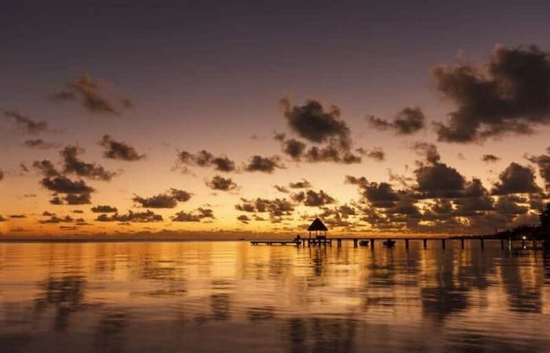 Bora Bora: Private Sunset Cruise - Drinks, Snacks, and Atmosphere
