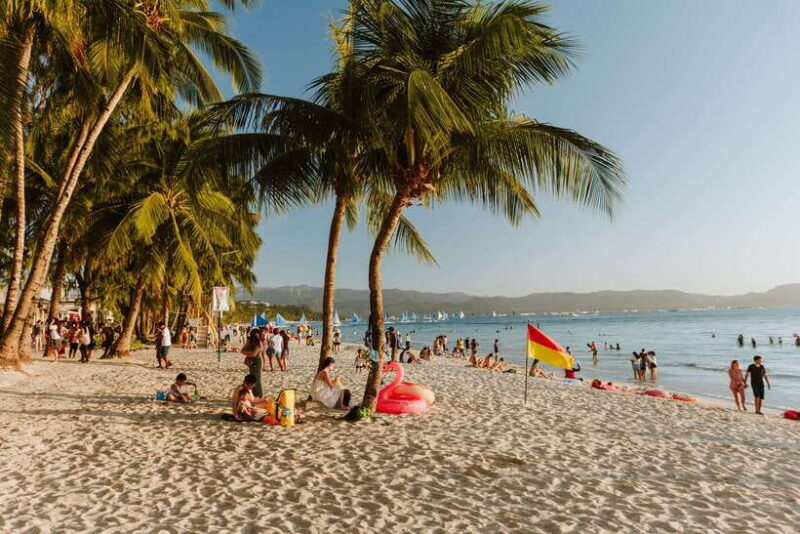 Boracay: Island and Beach-Hopping Boat Tour with Snorkeling - Key Points