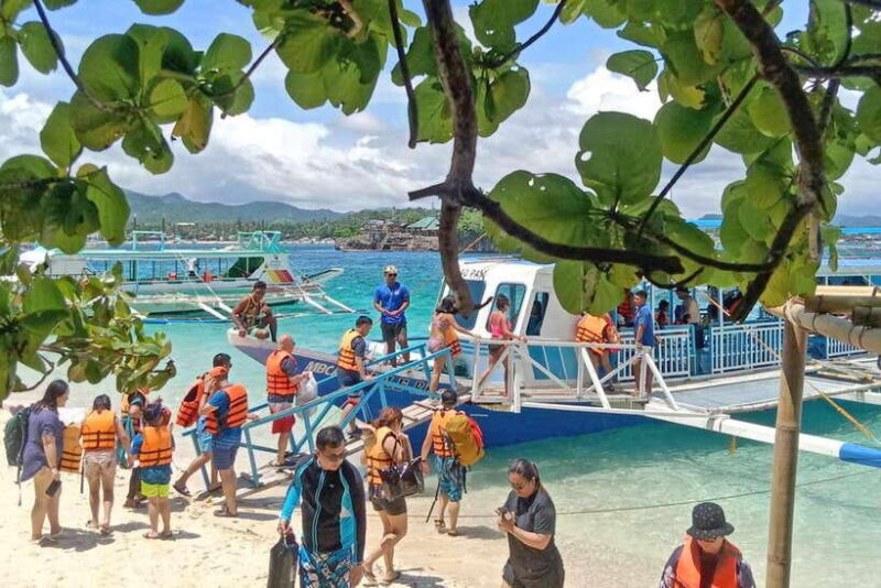 Boracay: Island Hopping Boat Tour with Crystal Cove Entry - Is This Tour Worth It?