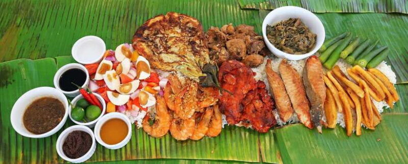 Boracay: Island Hopping Tour with Boodle Fight Lunch - A Closer Look at the Boracay Island Hopping Experience