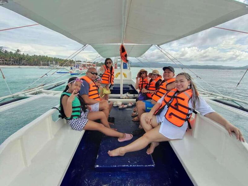 Boracay: Island Hopping with Lunch - Authentic Experiences and Real Traveler Insights