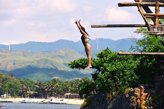 Boracay Private Island Hopping Premium with Lunch - Key Points