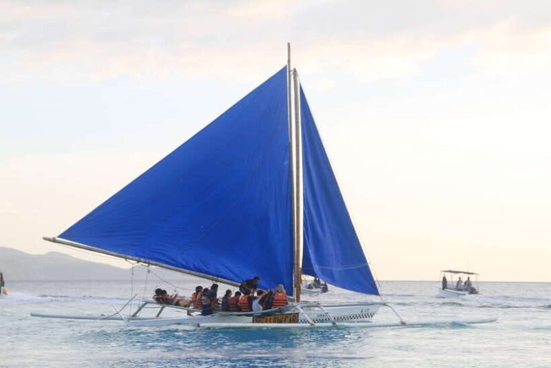 Boracay: Private Traditional Bamboo Boat Sailing Tour - Why Is This Experience Special?