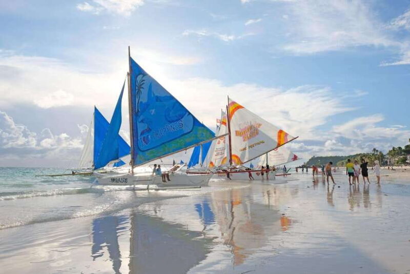 Boracay: Sunset Paraw Sailing Trip with Photos - A Genuine and Relaxing Boracay Experience