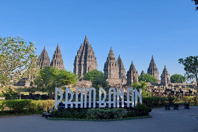 Borobudur and Prambanan Temple Private Tour from Yogyakarta - The Experience in Detail: What You Can Expect