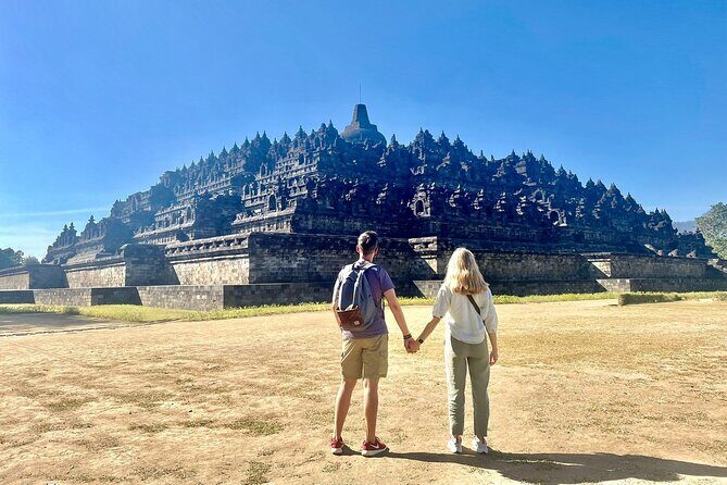 Borobudur Sunrise from Setumbu Hill and Great temples tour - FAQs