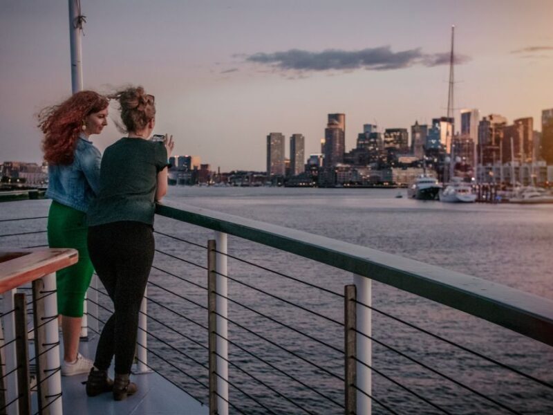 Boston: Cocoa and Carols Holiday Cruise - Who Will Love This Cruise?
