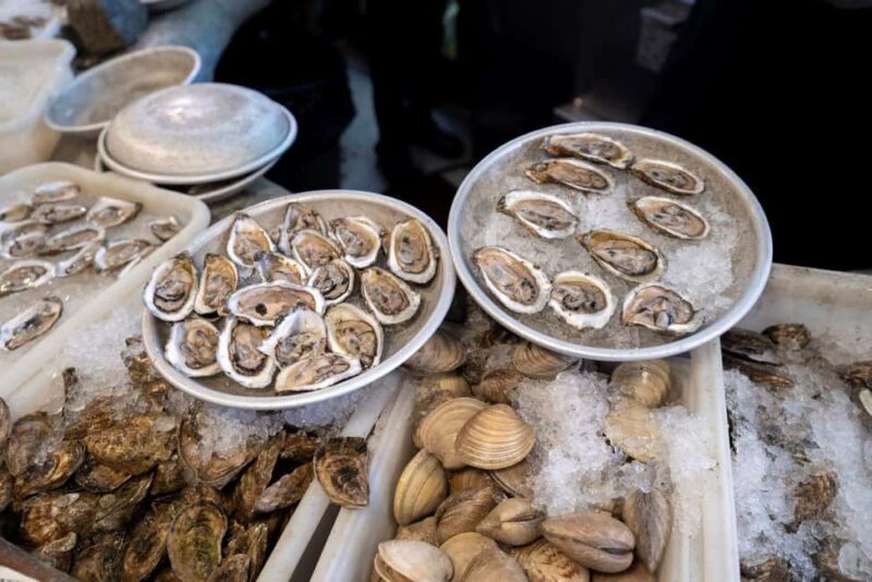 Boston: Guided Seafood Tasting and History Tour - Key Points