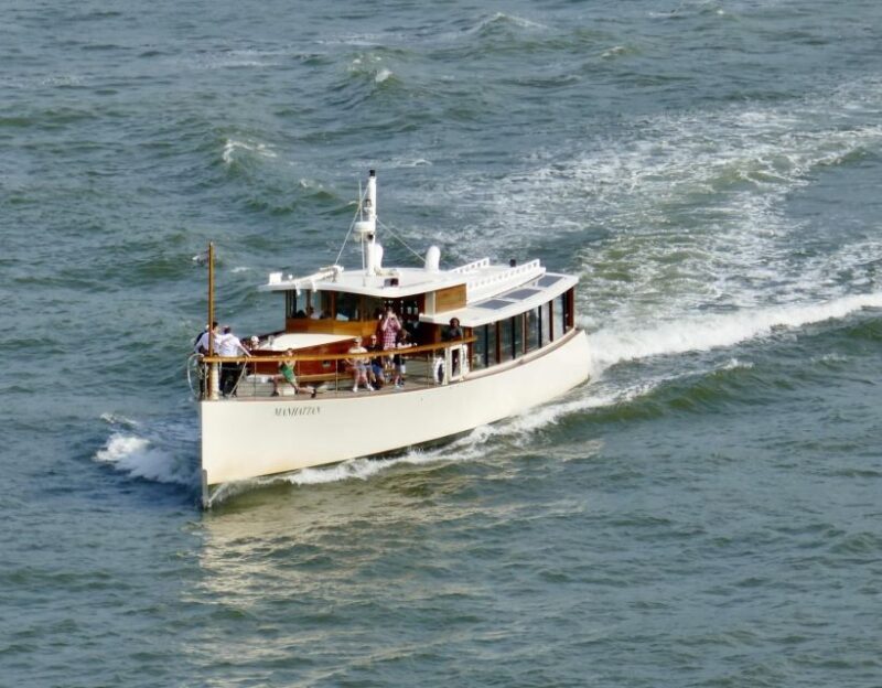 Boston: Harbor Sunset Yacht Cruise - Music and Atmosphere