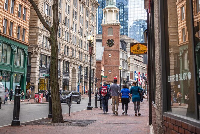 Boston History & Highlights: A Walk Through Time - An In-Depth Look at the Tour Itinerary