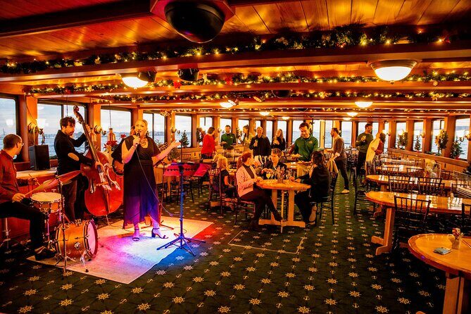 Boston Holiday Cocoa Cruise - Key Points