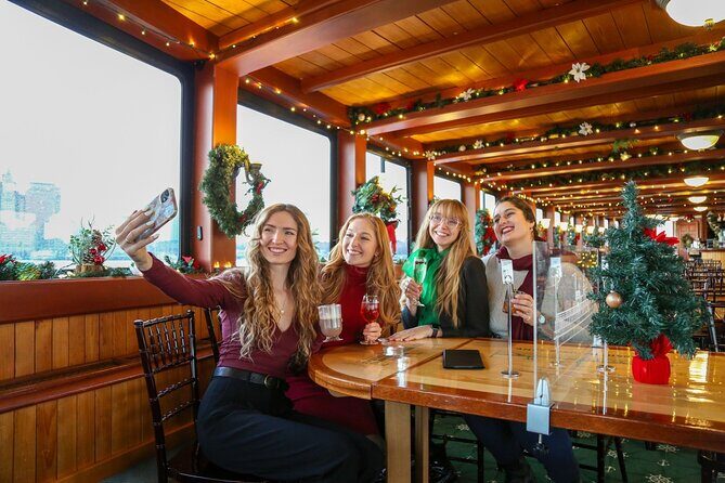 Boston Holiday Cocoa Cruise - Who Is This Experience Best For?