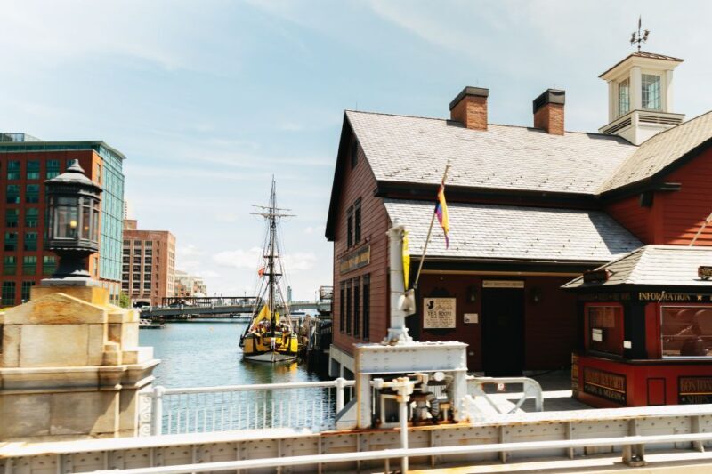 Boston: Hop-on Hop-off Old Town Trolley Tour - Who Will Love This Tour?
