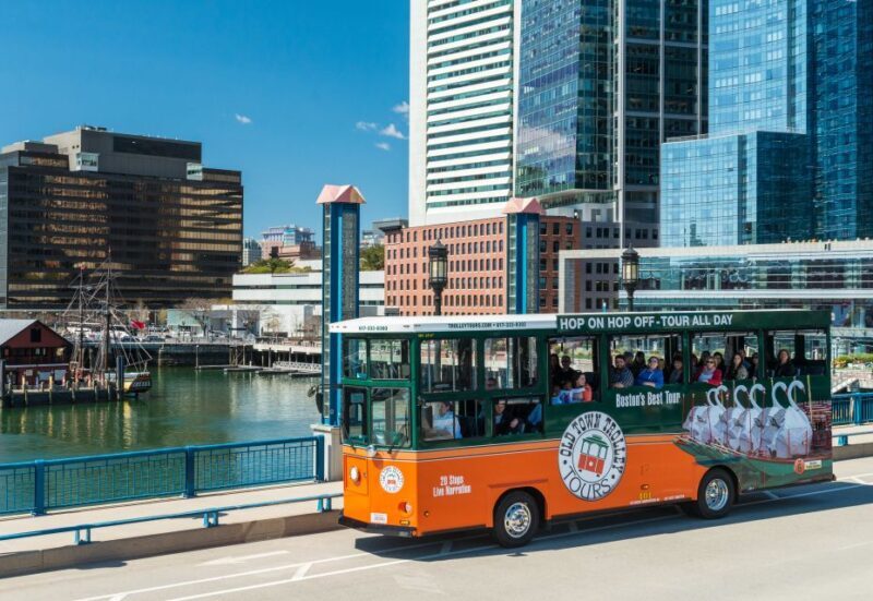 Boston: Hop-on Hop-off Old Town Trolley Tour - FAQ