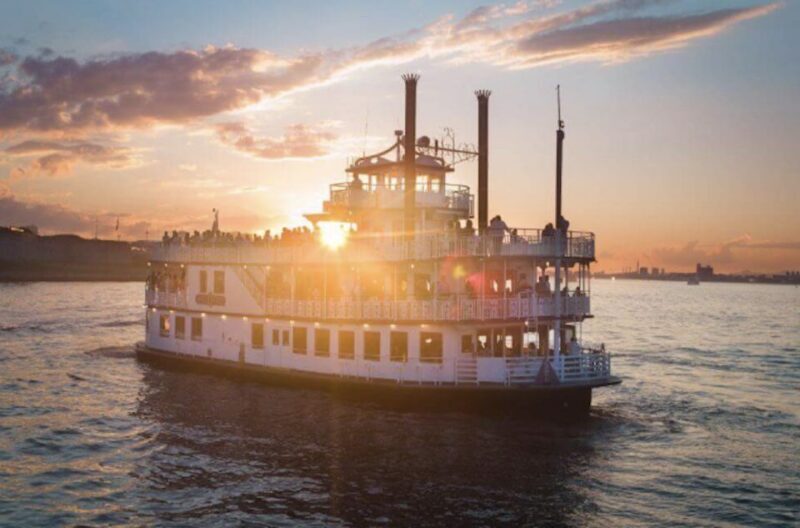 Boston: Scenic Moonlight Harbor Cruise - Key Points