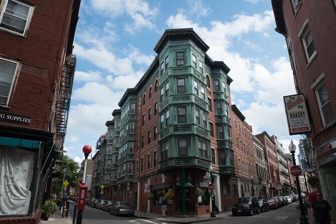 Boston Small-Group Walking Food Tour With Tastings - An In-Depth Look at the Tour Experience