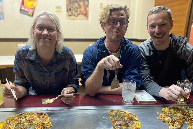 Bouldering, Sake and Food, Local Gem Hiroshima Evening Tour - A Closer Look at the Experience