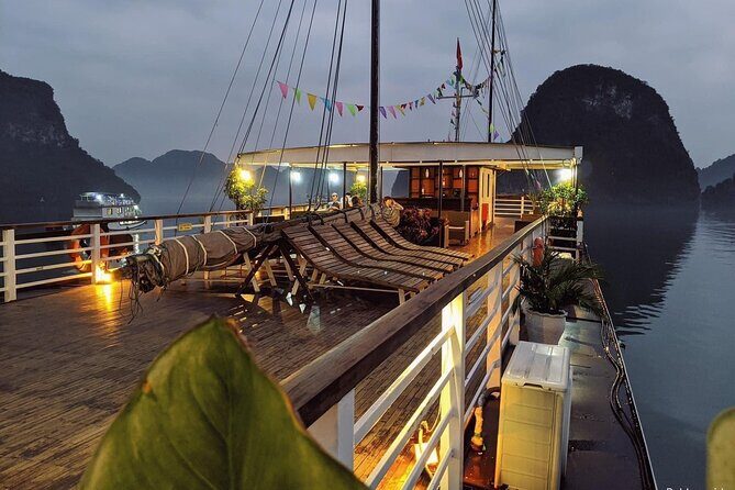 BOUTIQUE CRUISES Halong Bay 2 Days,1 Night Tour: Swimming,Caving, and Kayaking - Food and Beverages