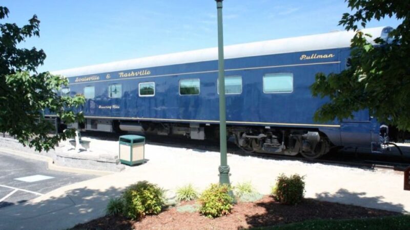 Bowling Green: Historic RailPark & Train Museum Entry & Tour - FAQs