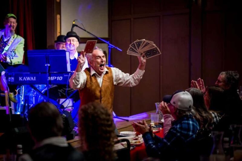 Branson: Comedy Bash Dinner Show - An In-Depth Look at the Branson Comedy Bash Dinner Show