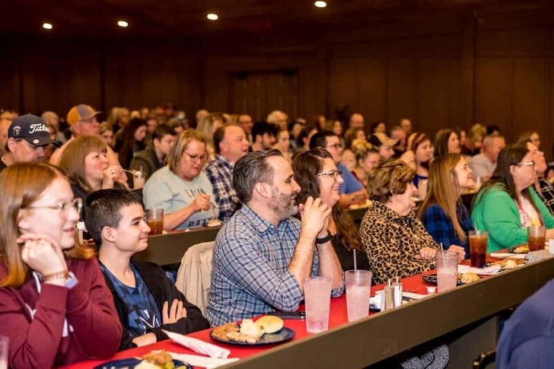 Branson: Whodunnit Hoedown Murder Mystery Dinner Show - Key Points
