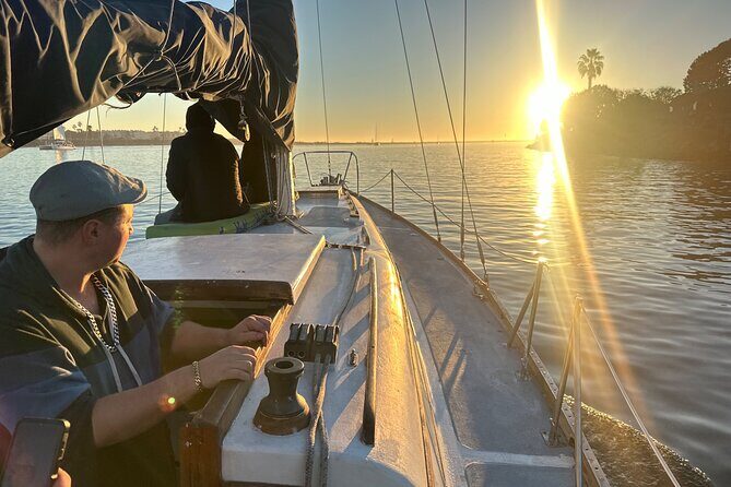 Bring Your Own Beverages One Hour Harbor Cruise - An In-Depth Look at the Experience