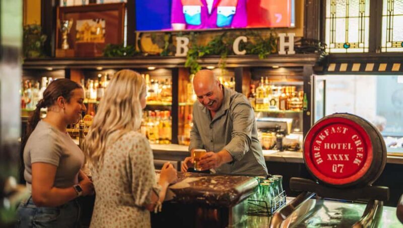 Brisbane: Cruise to Lunch Package: 10:30am-2pm (3.5hr) - Lunch at the Breakfast Creek Hotel — A Classic Brisbane Experience