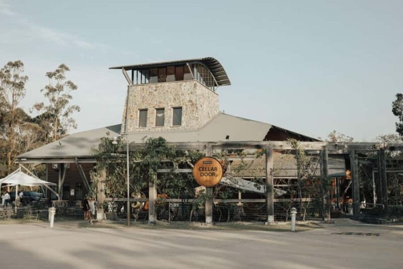 Brisbane: Sirromet Seafood Feast with Premium Tasting - Who Will Love This Experience?