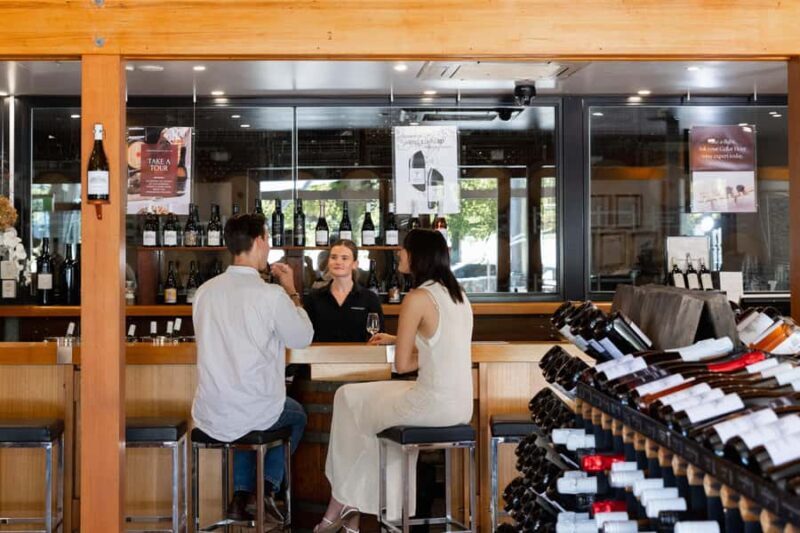 Brisbane: Sirromet Winery Tour with Tasting & 2-Course Lunch - Who Will Love This Tour?