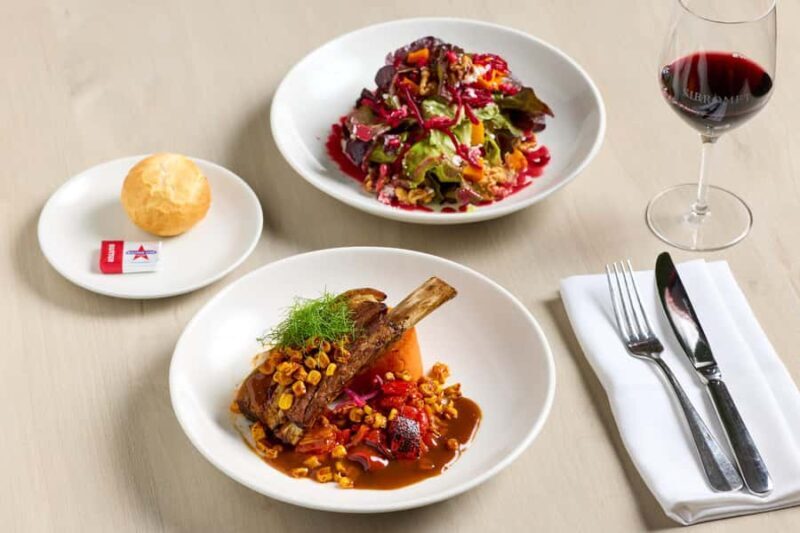 Brisbane: Sirromet Winery Tour with Tasting & 2-Course Lunch - The Sum Up