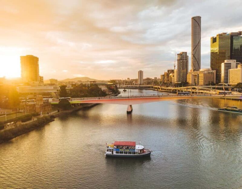 Brisbane: Sunset City Lights Cruise 5.30pm or 6pm *seasonal - The Food and Drinks