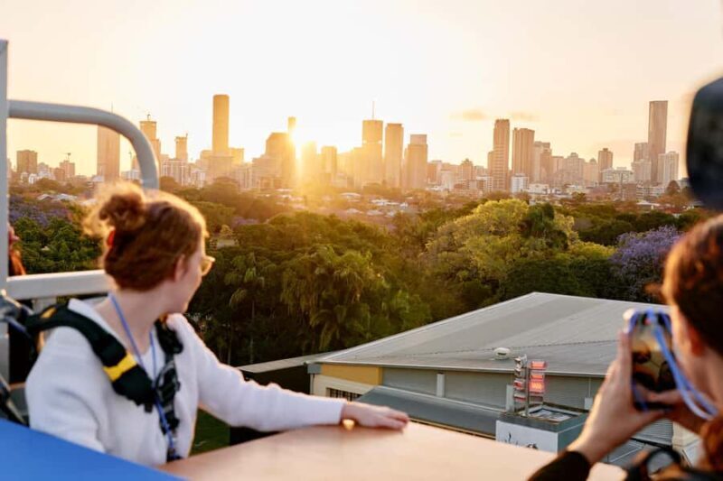 Brisbane: Vertigo Experience Dining on the Edge - Practical Details and Tips