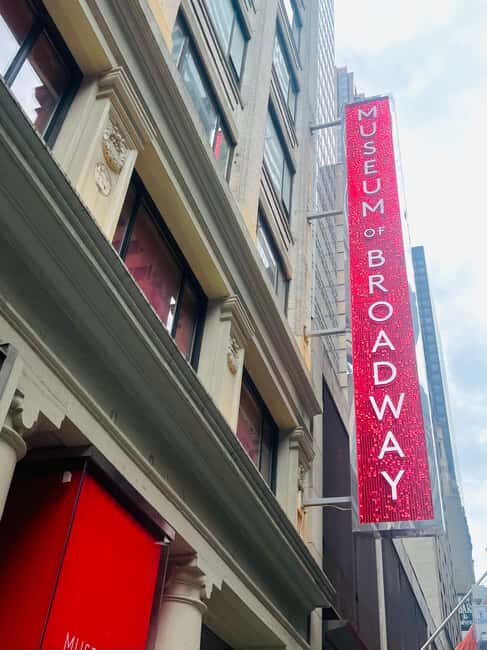 Broadway the Tour: NYC's Immersive Historic Walking Tour - Timing, Group Size, and Practical Details