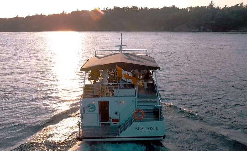 Brockville: 1000 Islands Cruise - An In-Depth Look at the Brockville 1000 Islands Cruise