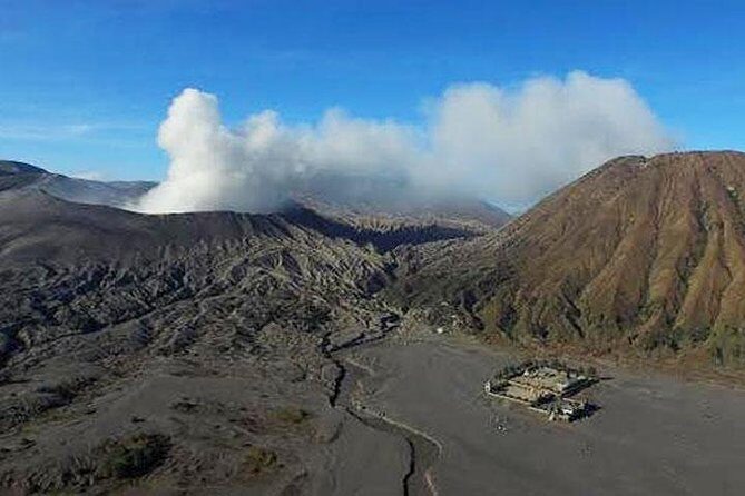Bromo sunrise tour via Tumpang - start Malang // 1 day tour - An In-Depth Look at the Mount Bromo Sunrise Tour