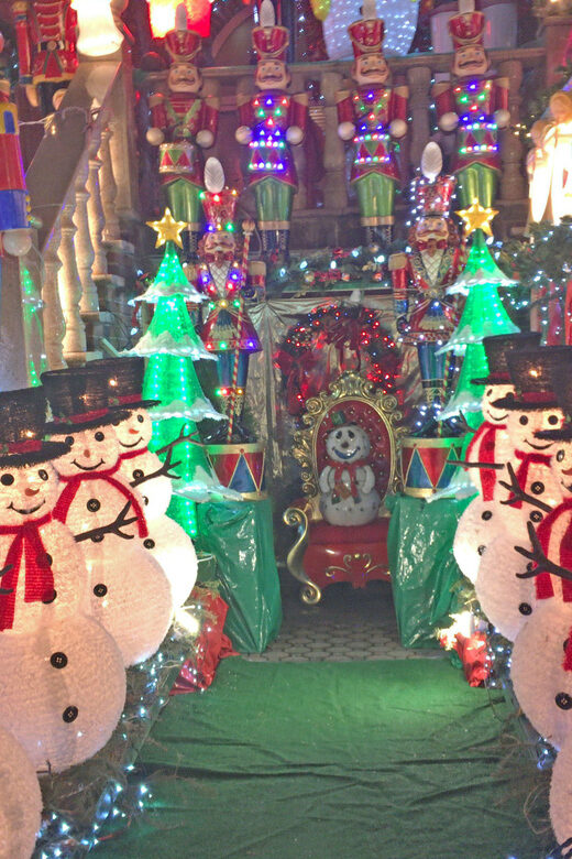 Brooklyn: Dyker Heights Christmas Walking Tour - Key Points