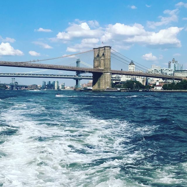 Brooklyn: The Bridge, DUMBO, & Brooklyn Heights Best of Tour - FAQ