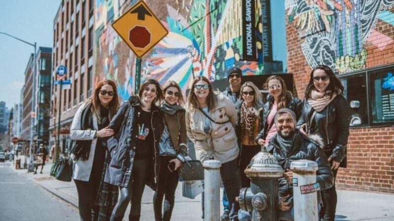 Brooklyn Tour in Portuguese I Brooklyn Bridge, Dumbo & Williamsburg on foot - A Closer Look at What to Expect