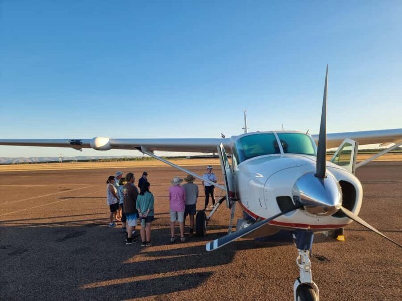 Broome: Fly to Bungles: Best Day Trek with Aboriginal guides - An In-Depth Look at the Experience