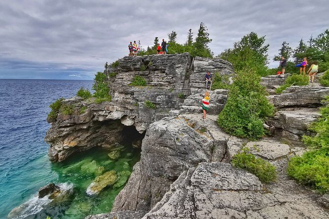 Bruce Peninsula Day Trip from Toronto - FAQ