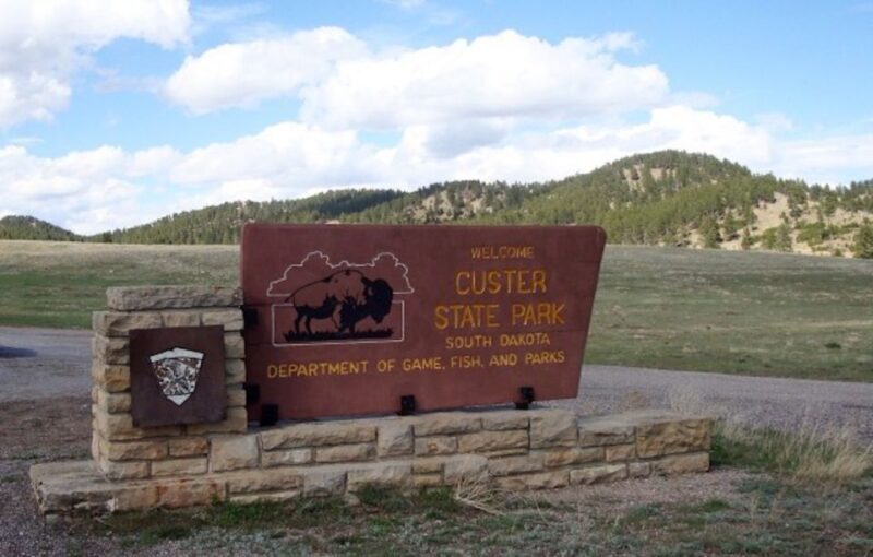 Buffalo Jeep Safari & Mammoth Site Tour - Key Points