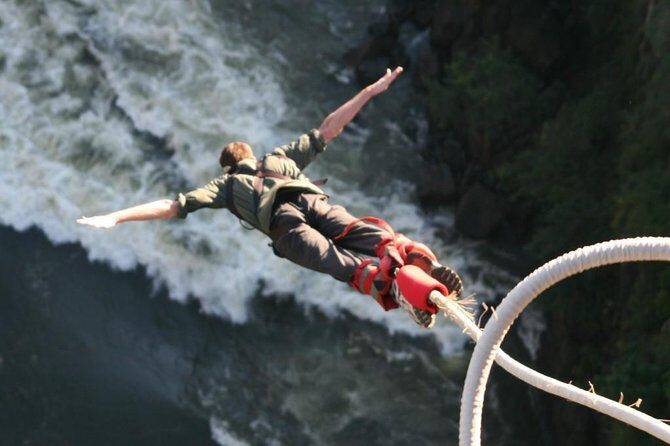 Bungee Jump - An In-Depth Look at the Bungee Jump Experience