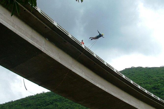 bungee jumping full day adventure in santiago de Querétaro - Additional Considerations